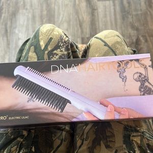DNA hair tool styling comb